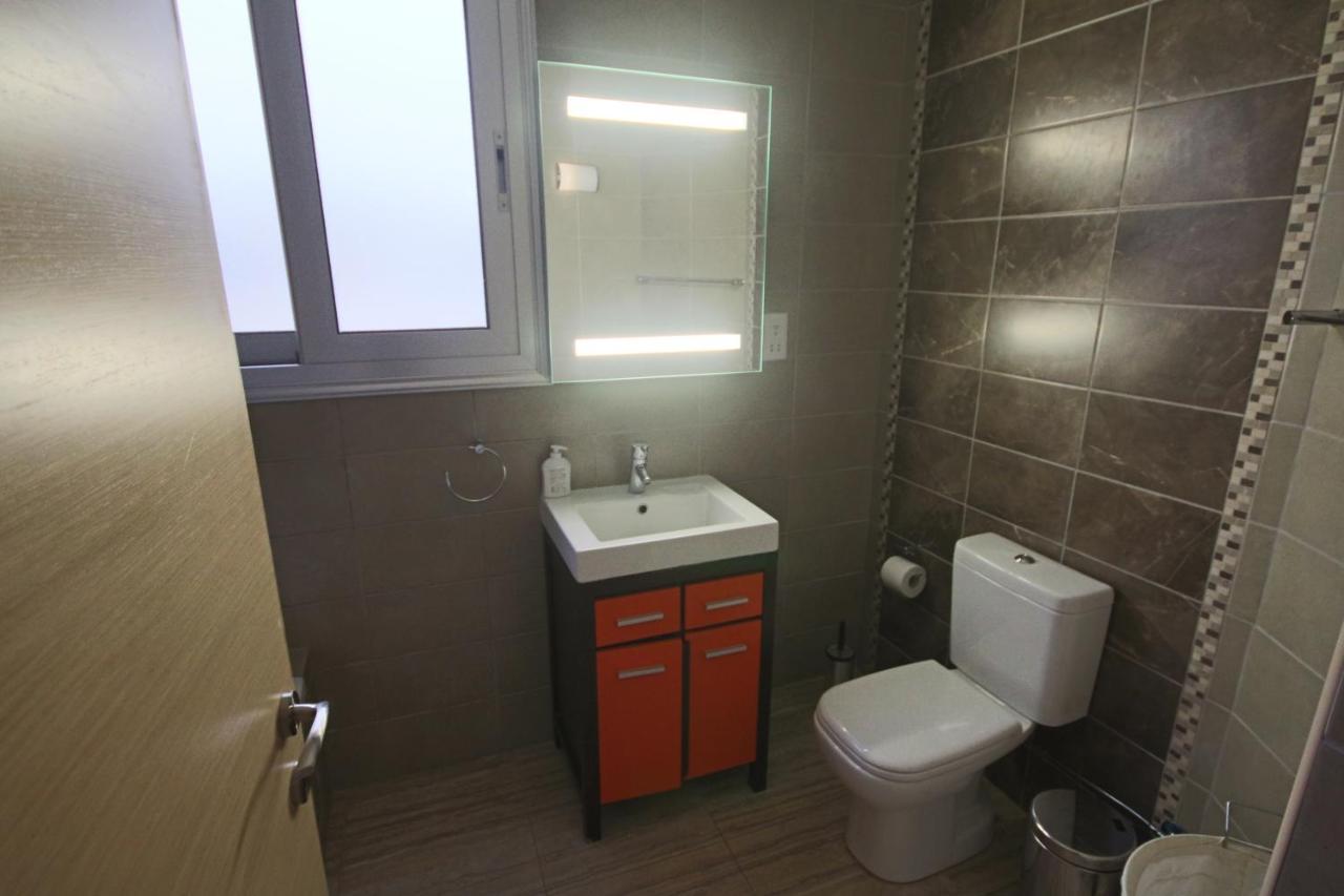 Fig Tree Bay Apartments โปรทาราส ภายนอก รูปภาพ