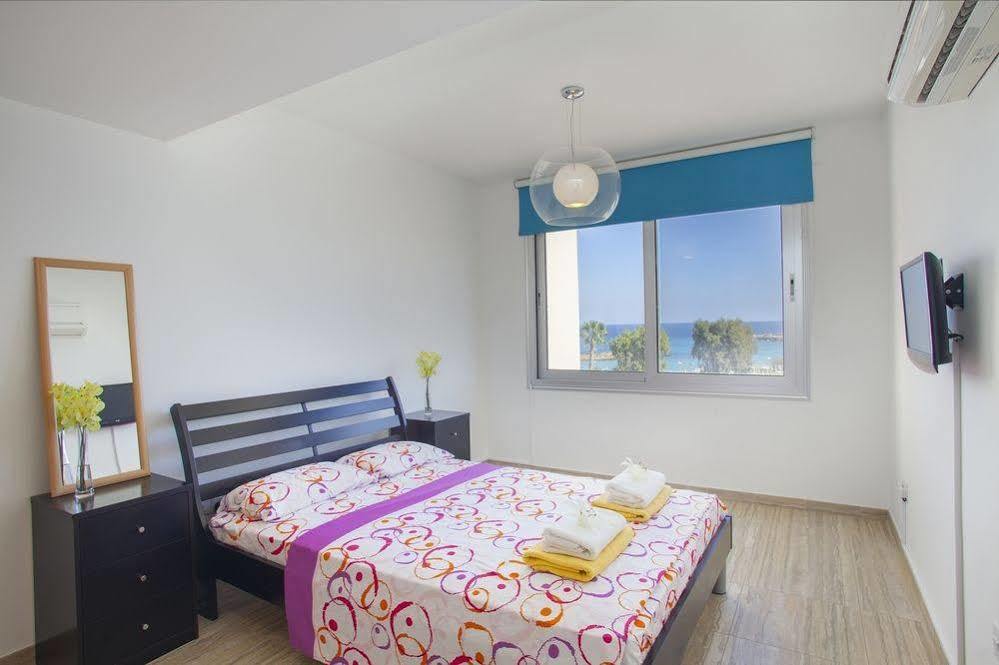 Fig Tree Bay Apartments โปรทาราส ภายนอก รูปภาพ